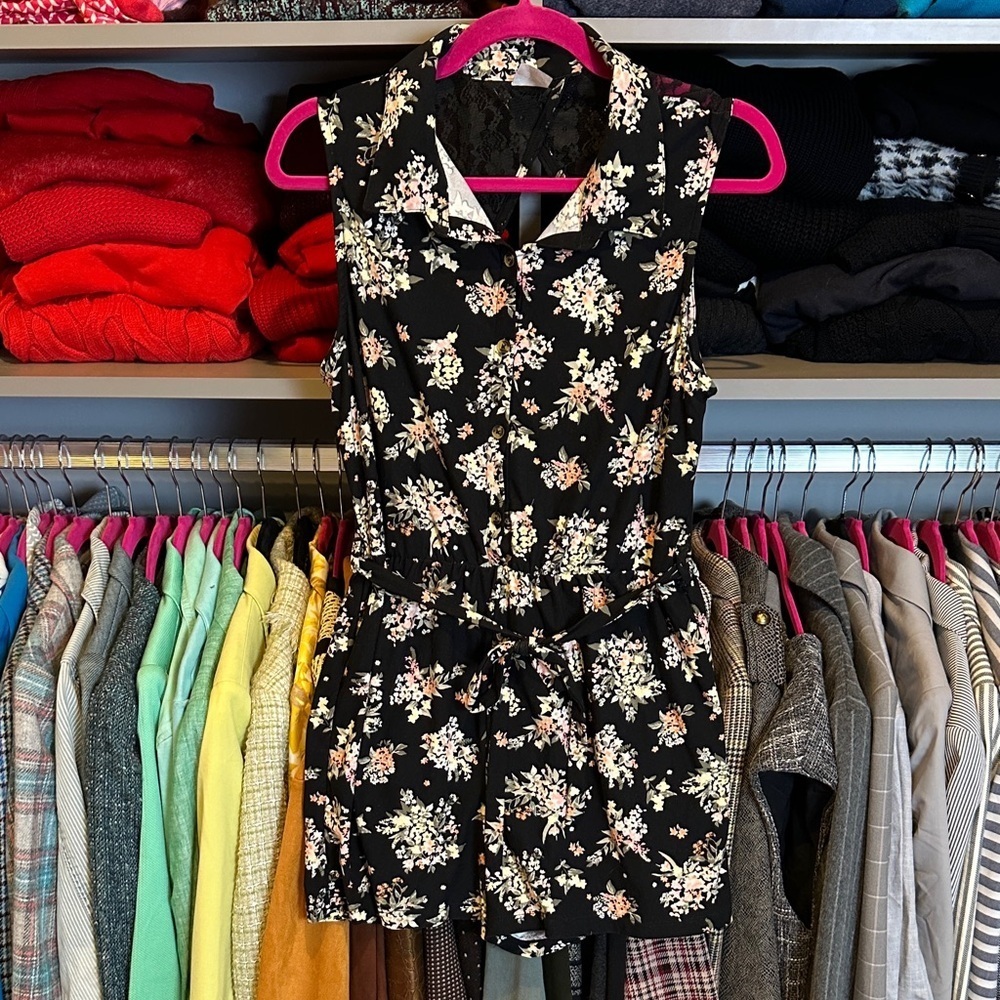 No Boundaries black/pink/white floral elastic waistband belted romper juniors L